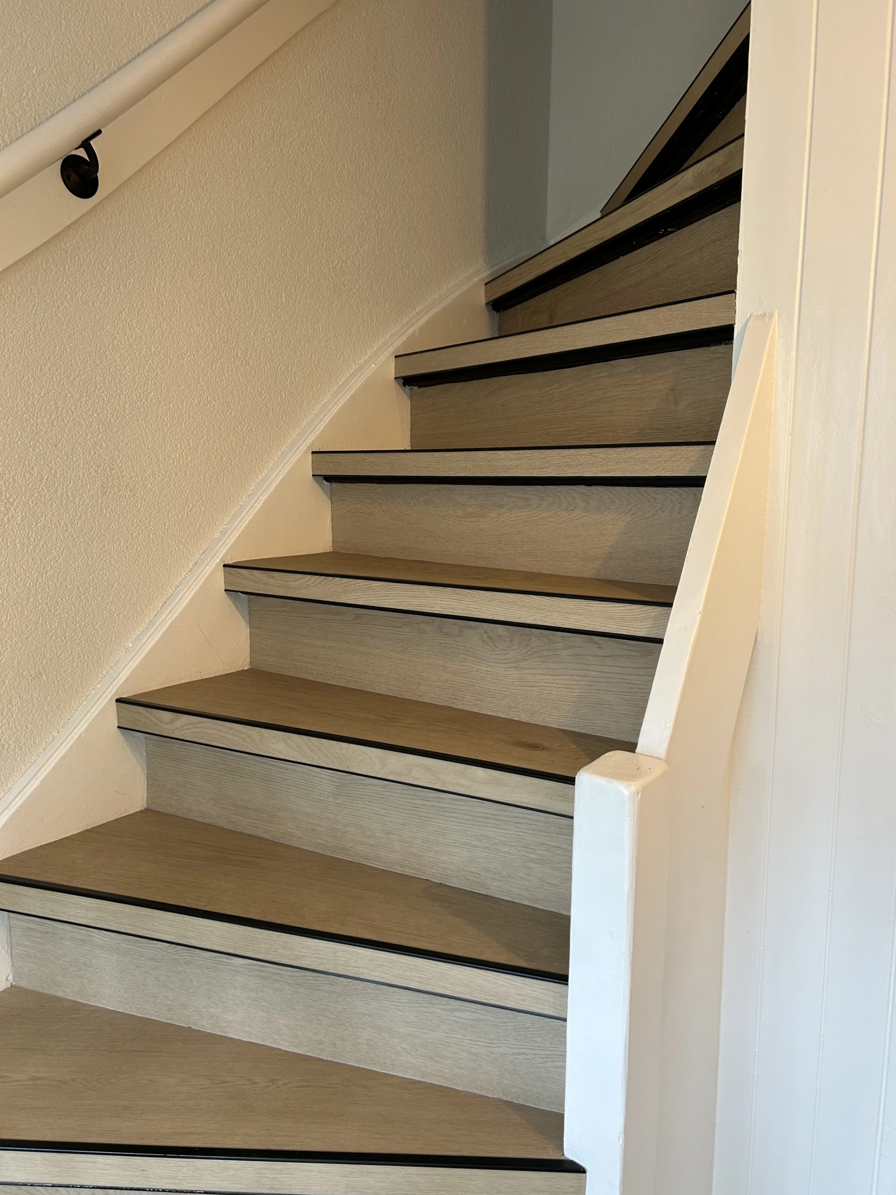 Trappen laten leggen door Vloer tot Raam